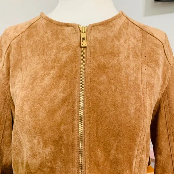 Sold! LIKE NEW IVANKA TRUMP BLAZER JACKET - Picture 2 of 12